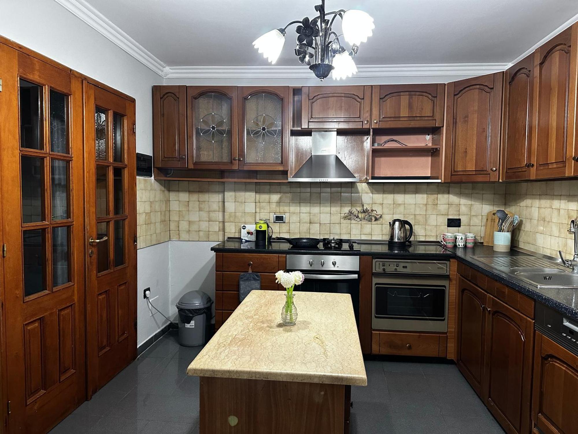 Tirana Treasure: Chic 2Br-Apartment 8Min To Skanderbeg Place Exterior foto